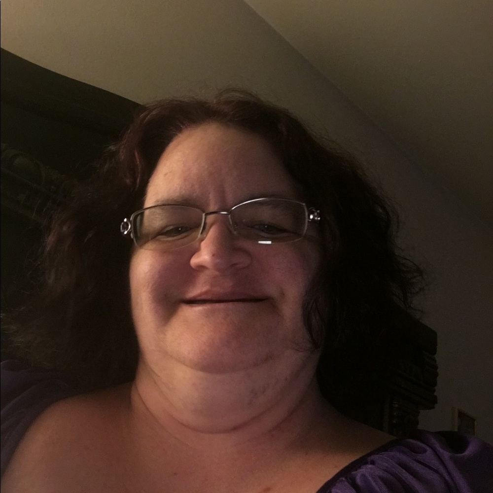 Meet your Posher, Monica